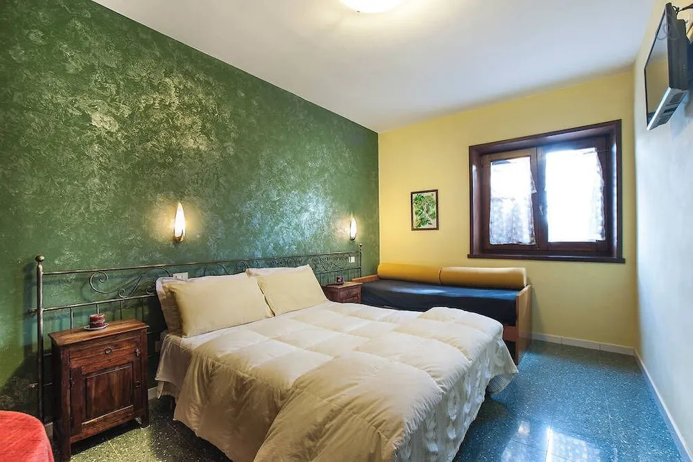 B&B Home Holiday Villa delle Acacie agriturismo
