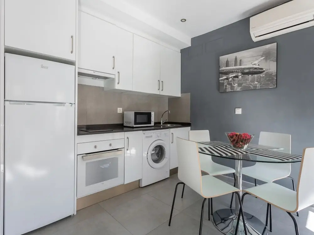 Simplistic Apartment in Granada near Generalife