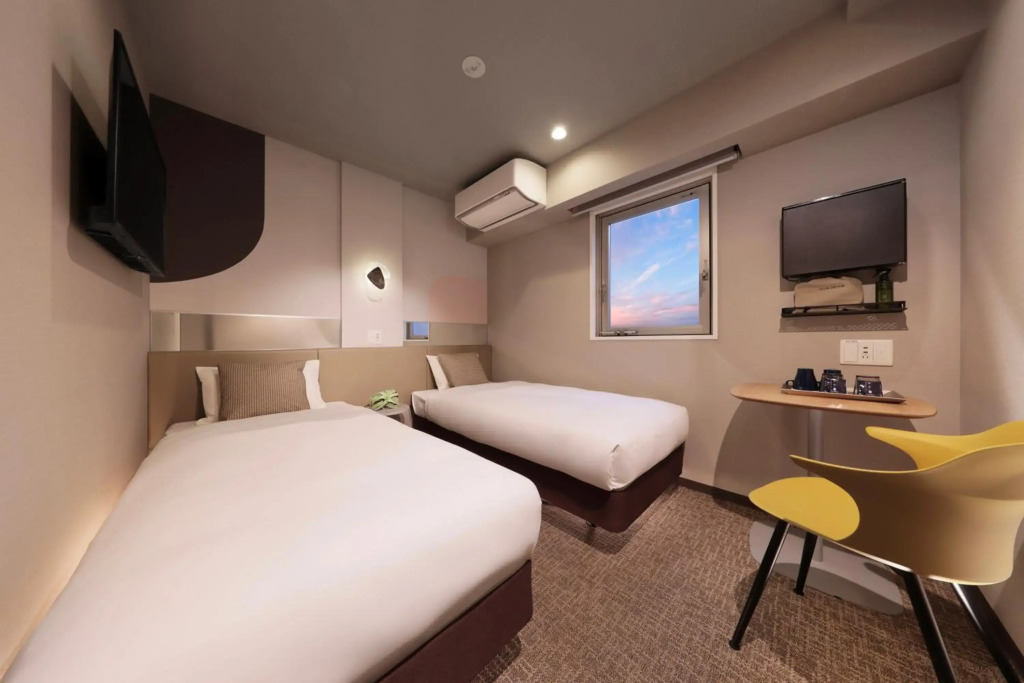 Tennouji Crystal Hotel