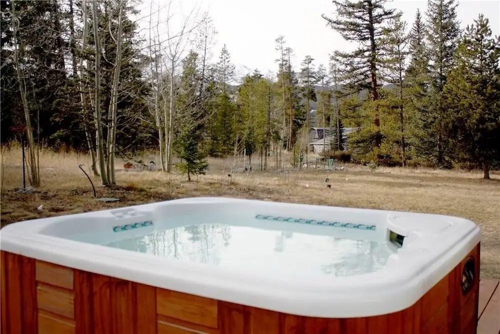 Wellington Haus: Dog Friendly Home, Hot Tub, Views