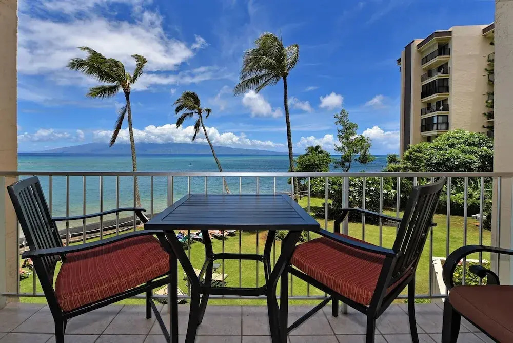 Royal Kahana #209 1 Bedroom Condo by RedAwning