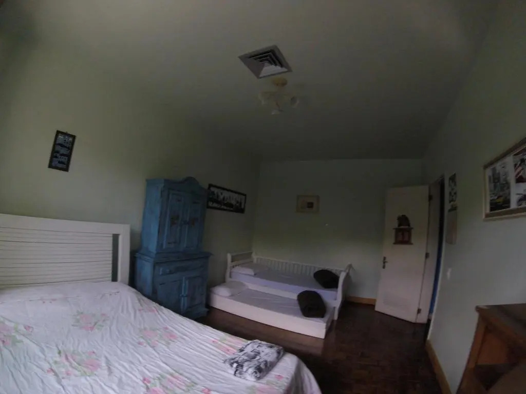 Hostel 142