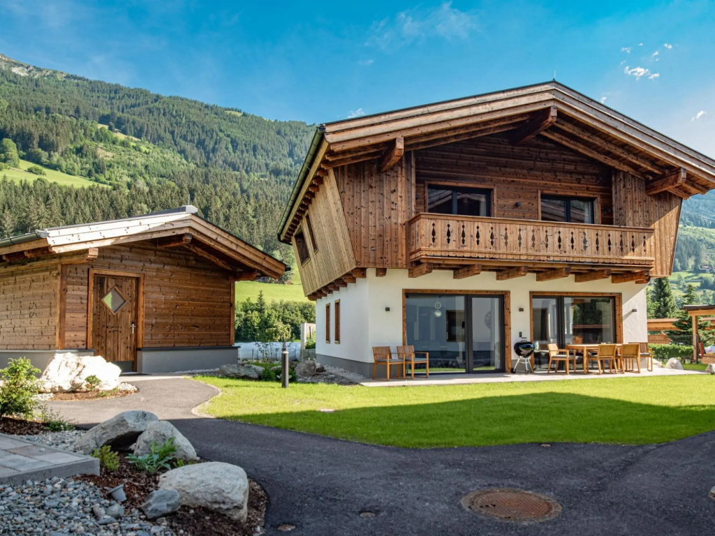 Chalet in Wald Near Krimml Waterfalls