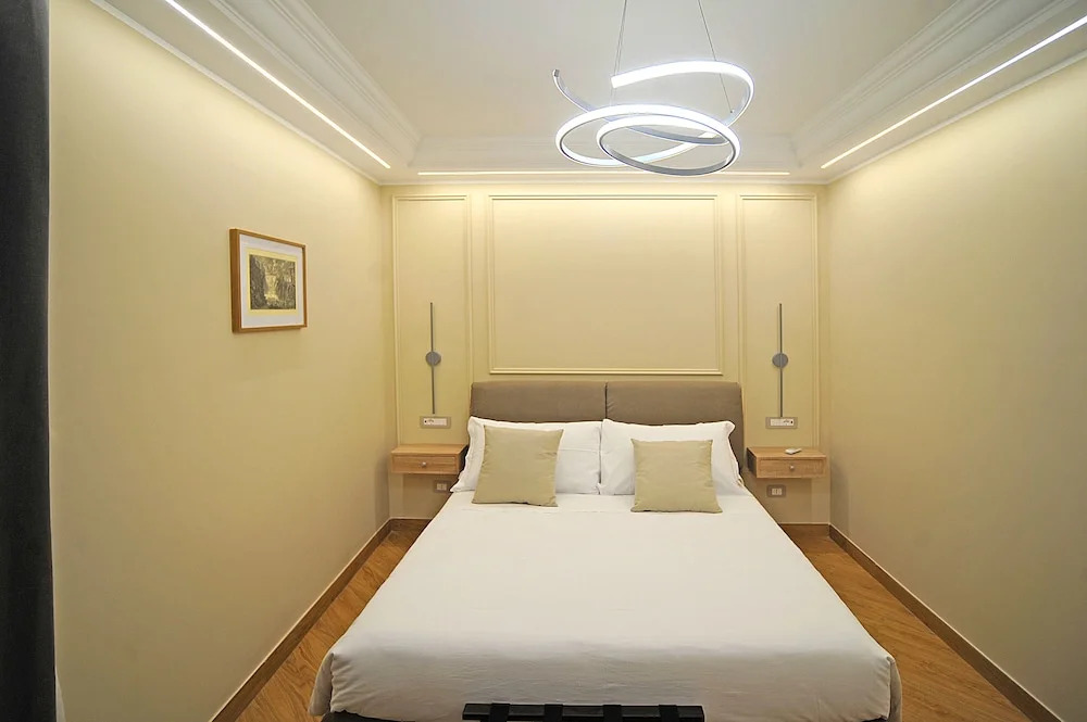 Mom Apartment Rooms&Suites