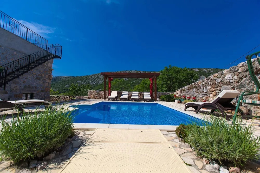 House Villa Vesna