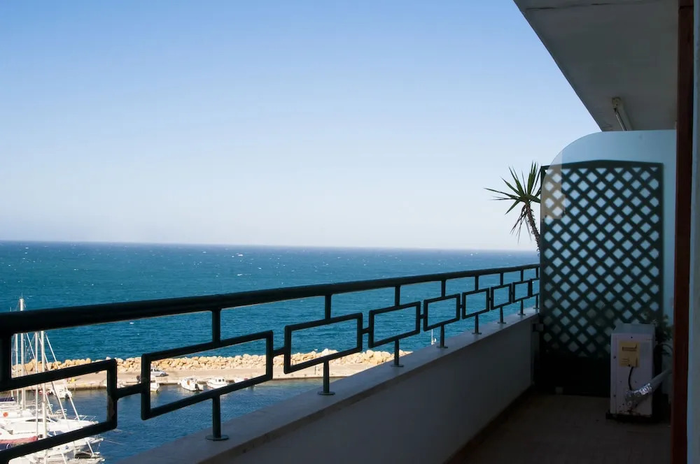 Il Punto Di Vista Bed  Breakfast