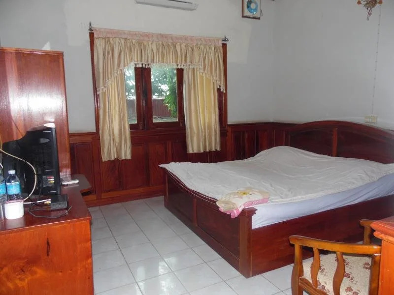 Sonsay Hotel