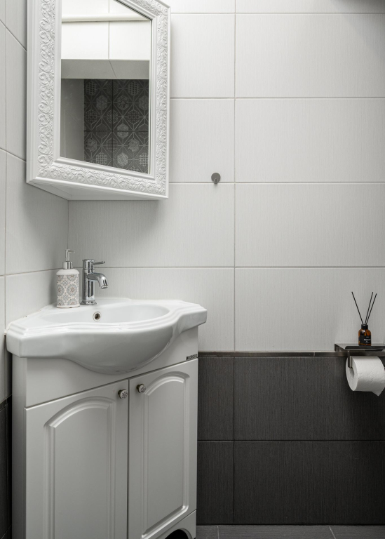 Comfort Space/Comfort Life at the three railway stations square