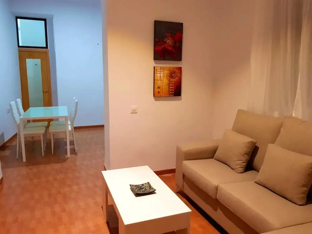 Apartment With 2 Bedrooms in Sevilla, With Wifi