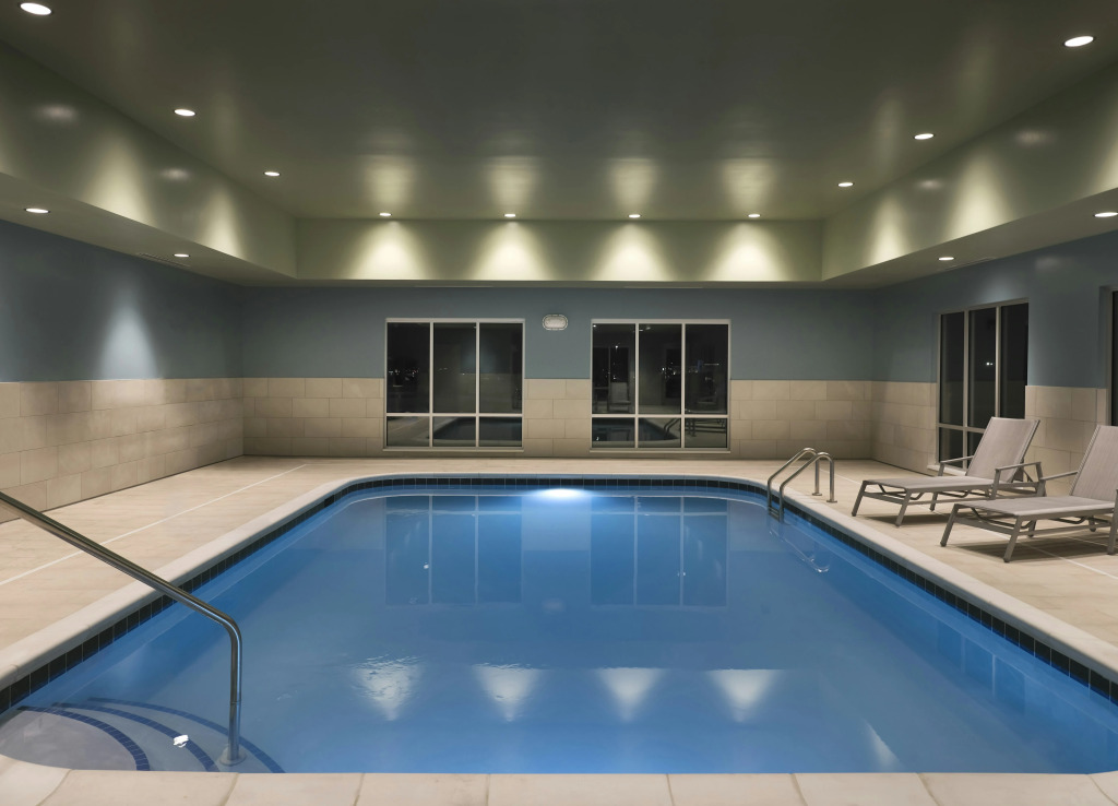 Holiday Inn Express & Suites - Lockport by IHG