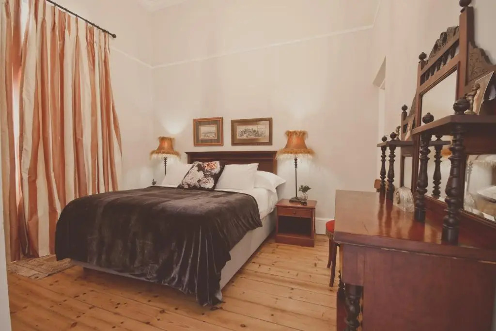 The Victorian Strand
