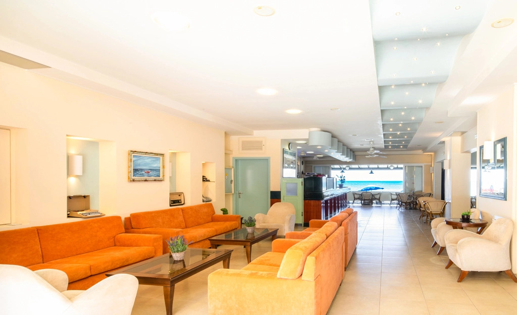 Rossis Beach Hotel