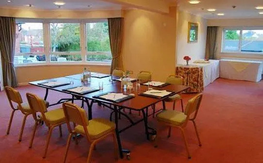 Walton Cottage Hotel