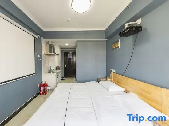 Xinya Boutique Homestay (Zhengzhou Henan University of Technology Subway Station)