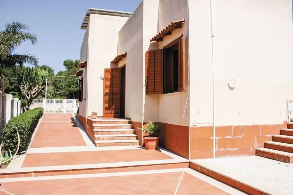 Villa With 2 Bedrooms In Mazara Del Vallo With Enclosed Garden And Wifi Near The Beach