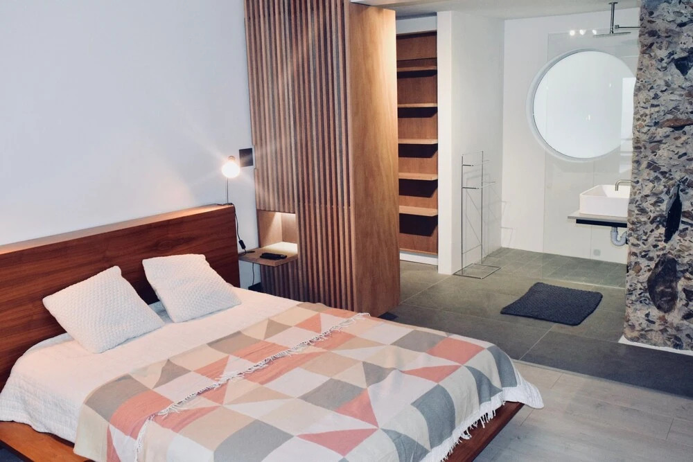 Modern Studio Apartment in Seapoint