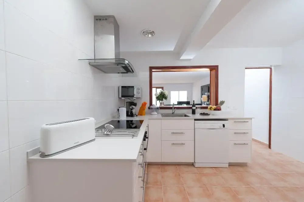Voramar in Alc dia With 3 Bedrooms and 2 Bathrooms