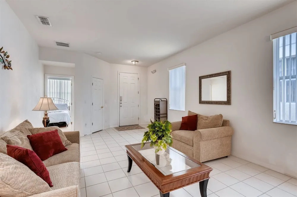 Beautiful 4 Bedroom 3 Bath Home With Private Pool Backing up to Nature Preserve - 504