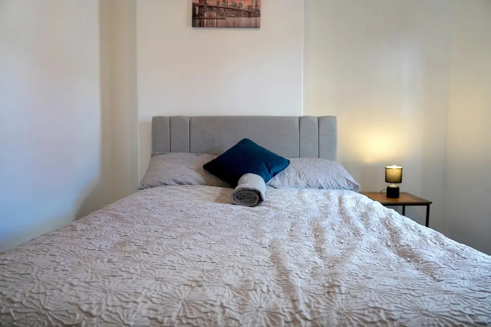 Amazing and Immaculate 2-bed House in Manchester