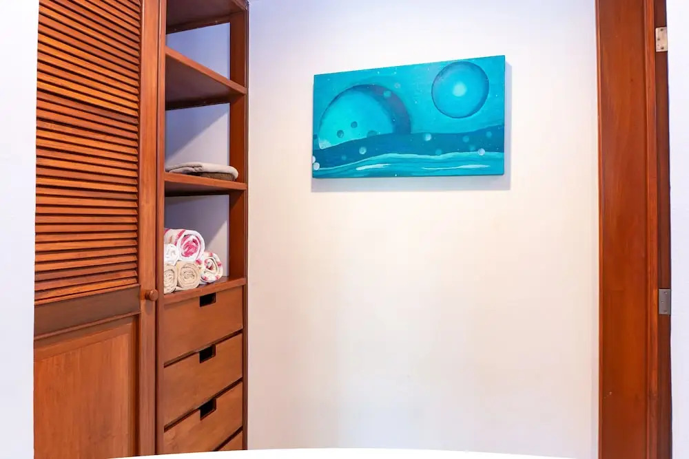 Paseo Del Sol Coral 204 3 Bedroom Condo by Redawning