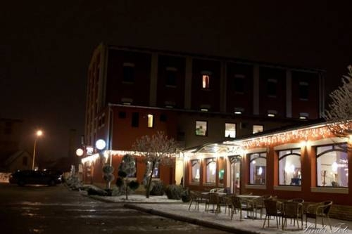 Malom Club Panzió