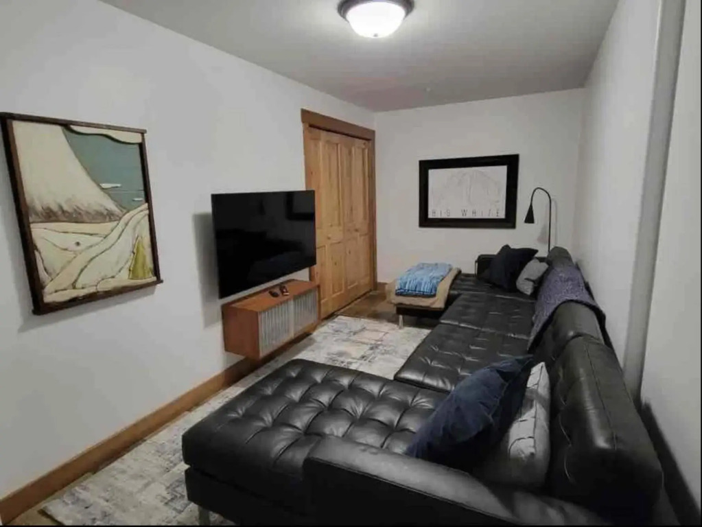 Towering Pines Chalet - Comfortable and Cozy Chalet with Spectacular Views