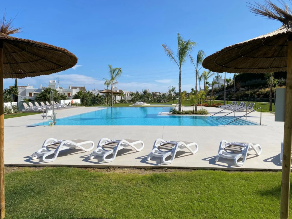 Al-401 Apartment in Alcazaba Lagoon