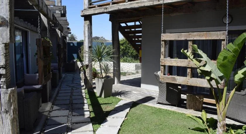 Driftwood Guesthouse