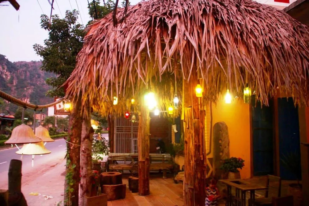 Nguyen Shack Phong Nha Central Town