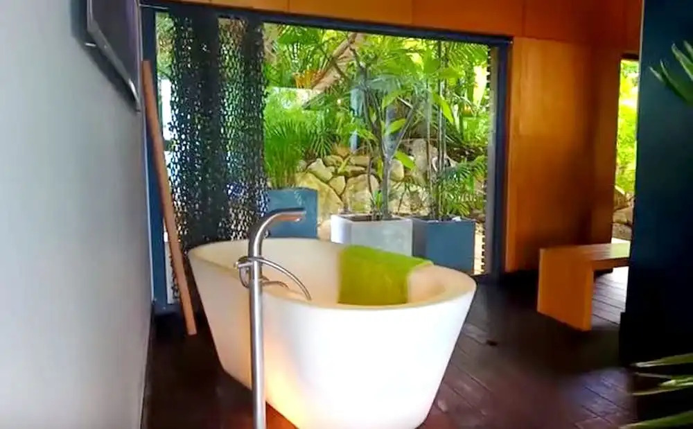 House With 3 Bedrooms in La Possession, With Wonderful sea View, Priva