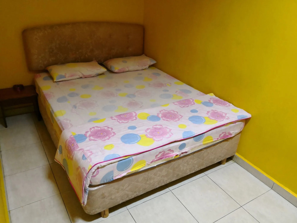 Lucky Budget Hotel