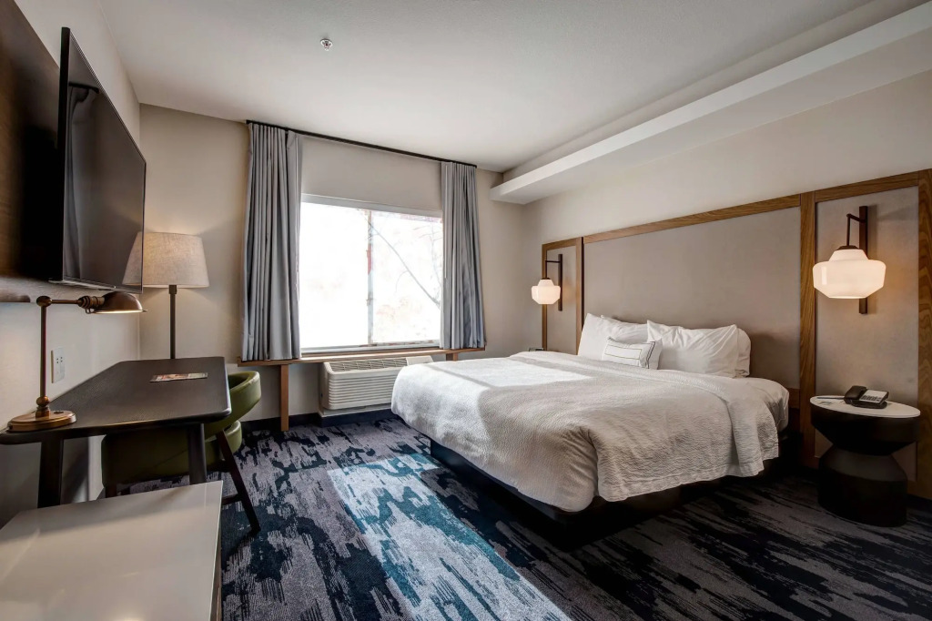 Fairfield Inn & Suites by Marriott Minneapolis North