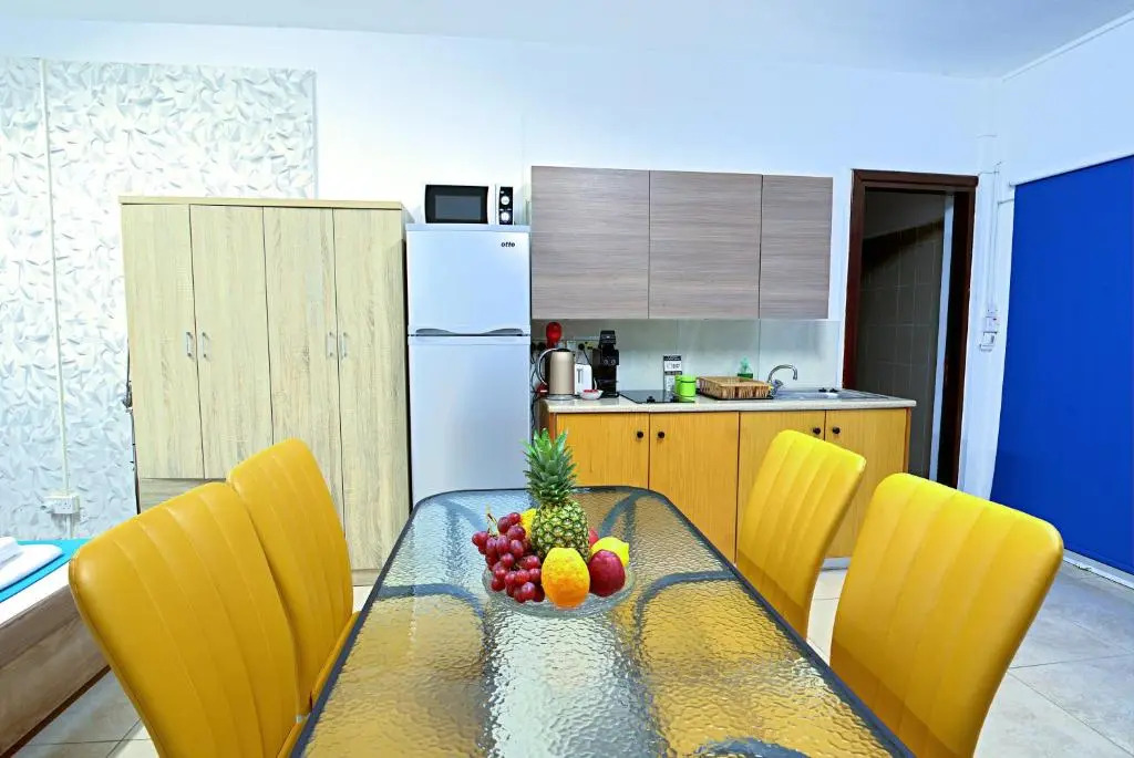 Pieris Apartments