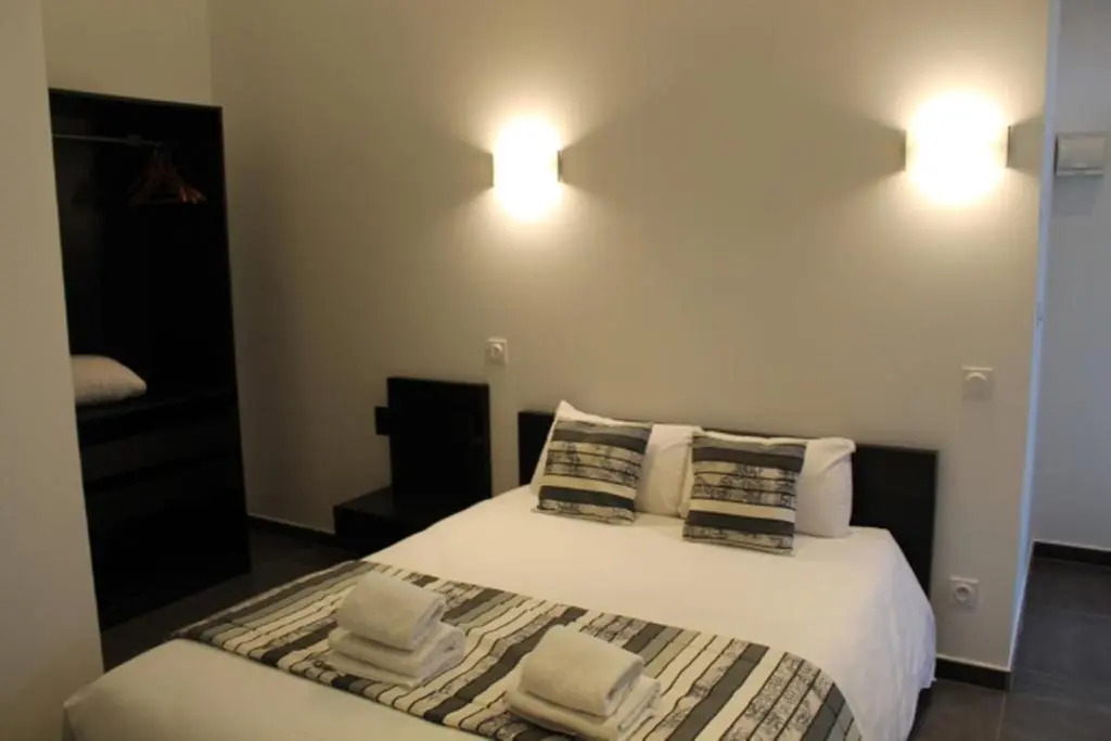 Brit Hotel MOTEL - Lyon L'Arbresle