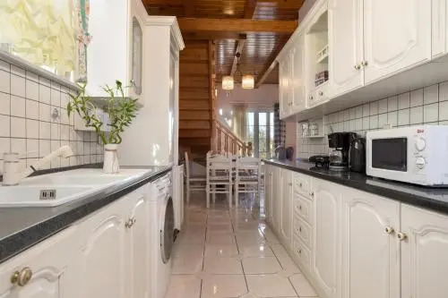 Ilenia's House