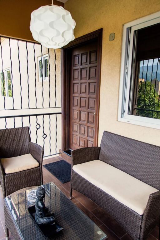 New Kingston Apartment at The Palms