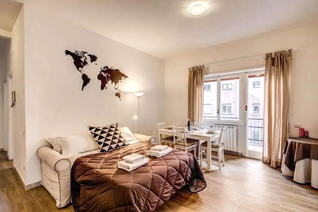 Aura Paradise Apartment