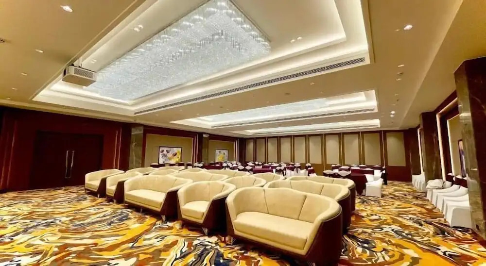 Mars Resorts