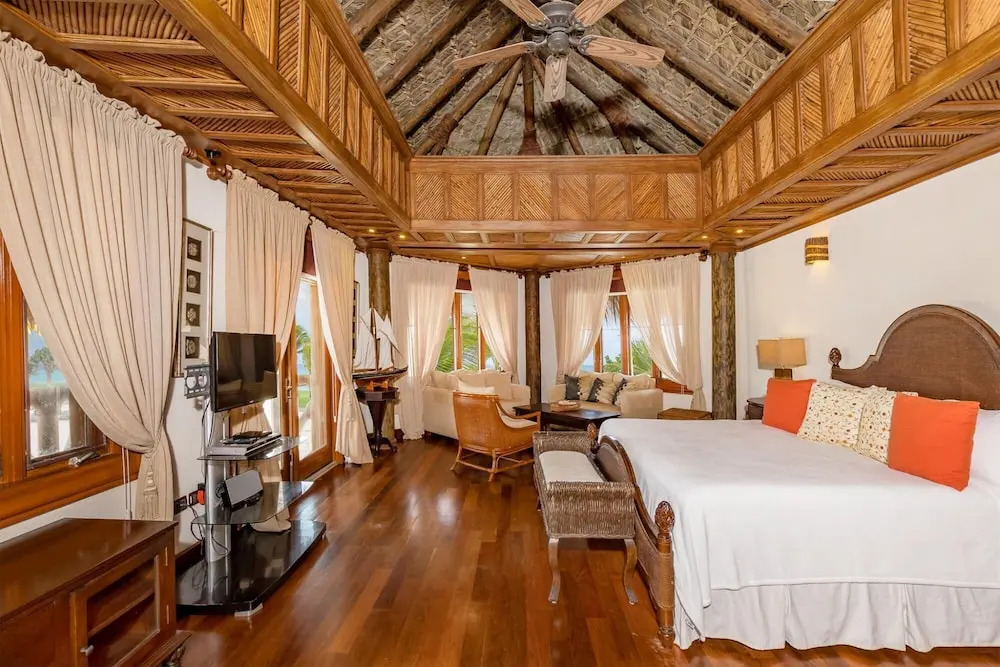 Spectacular 7 500 sq ft Villa in Cap Cana for Rent Access to Eden Roc Beach Club Pool Chef Butler Maid