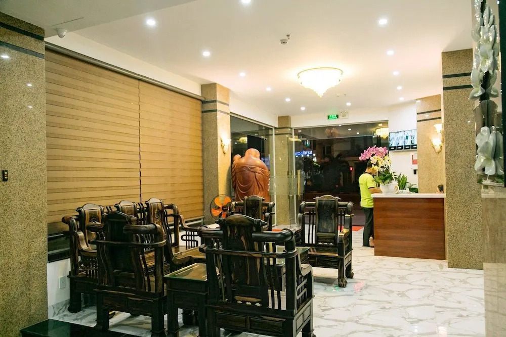 Misa Hotel - 100m to Beach