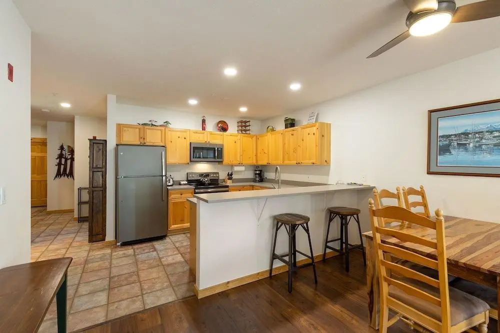 2658 Tenderfoot Lodge 2 Bedroom Condo by Redawning