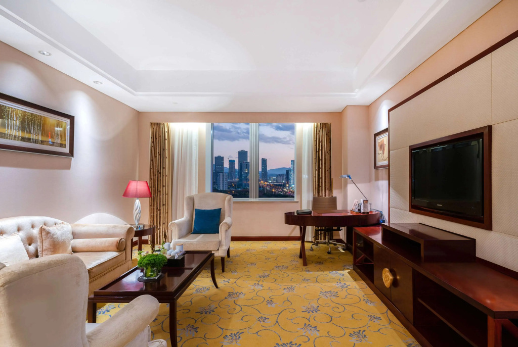 Howard Johnson By Wyndham Tropical Garden Plaza Kunming