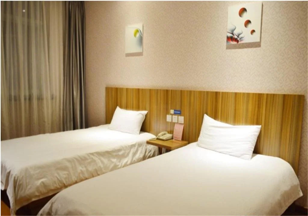 Eaka 365 Hotel Zhengding Airport Branch