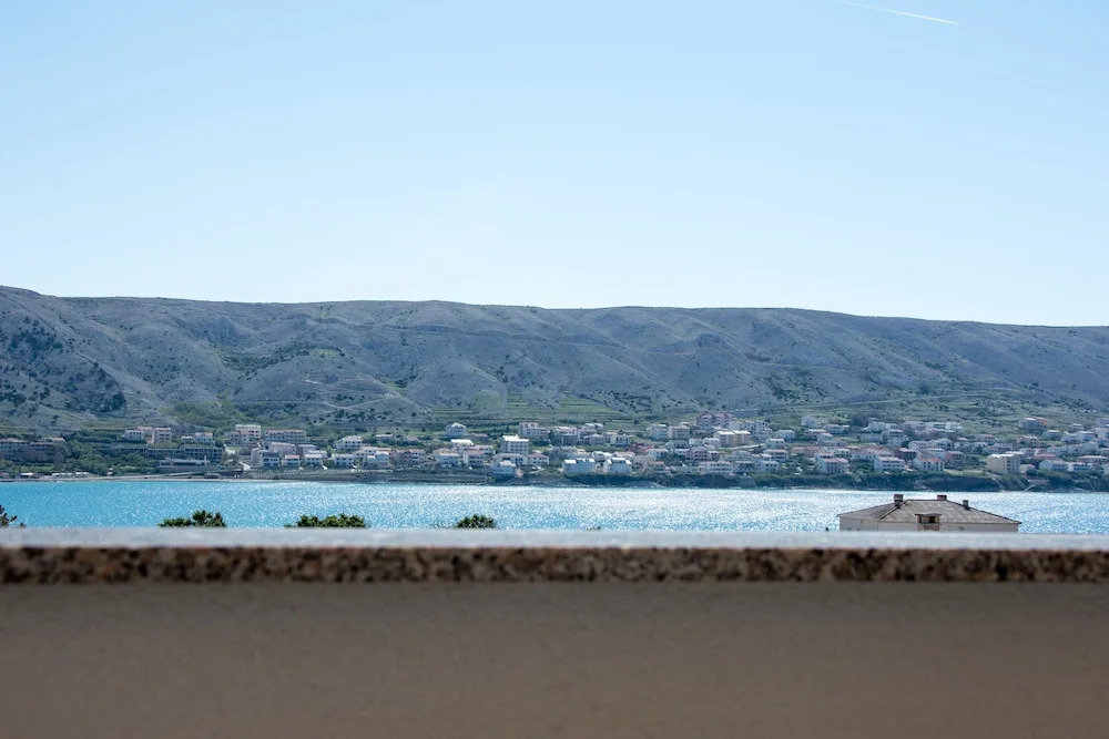 Apartment Villa Franci Pag with heating and open all year