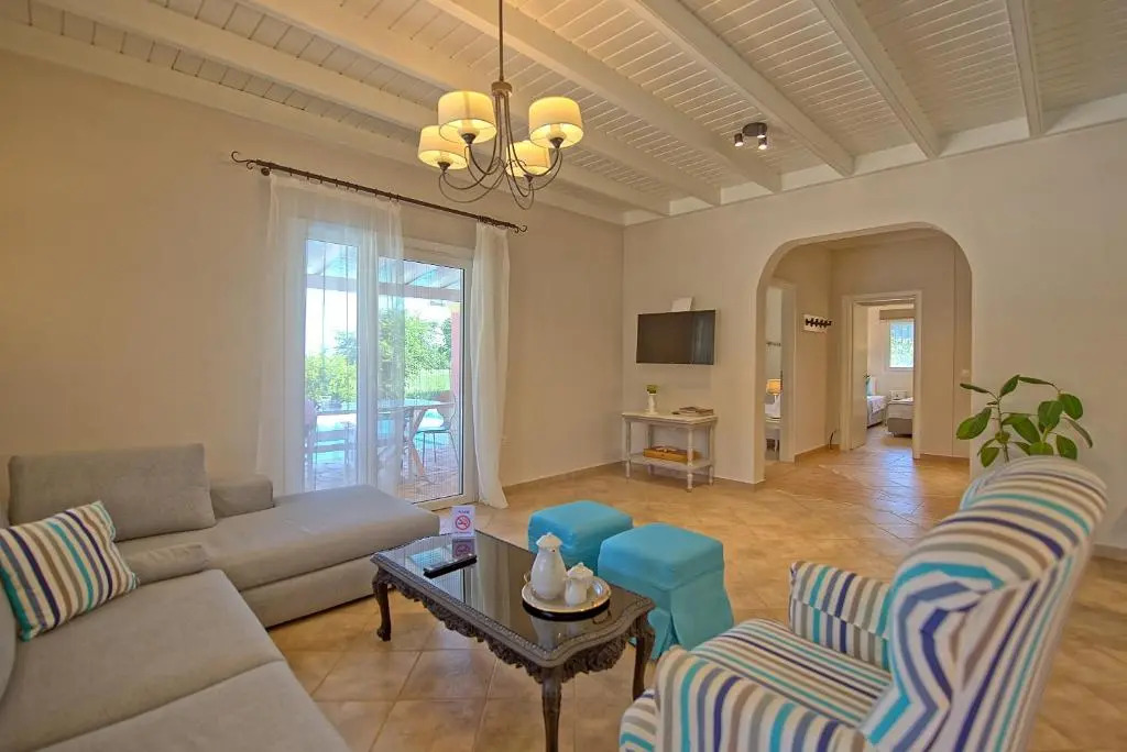 Beach Villa Joanna by PosarelliVillas