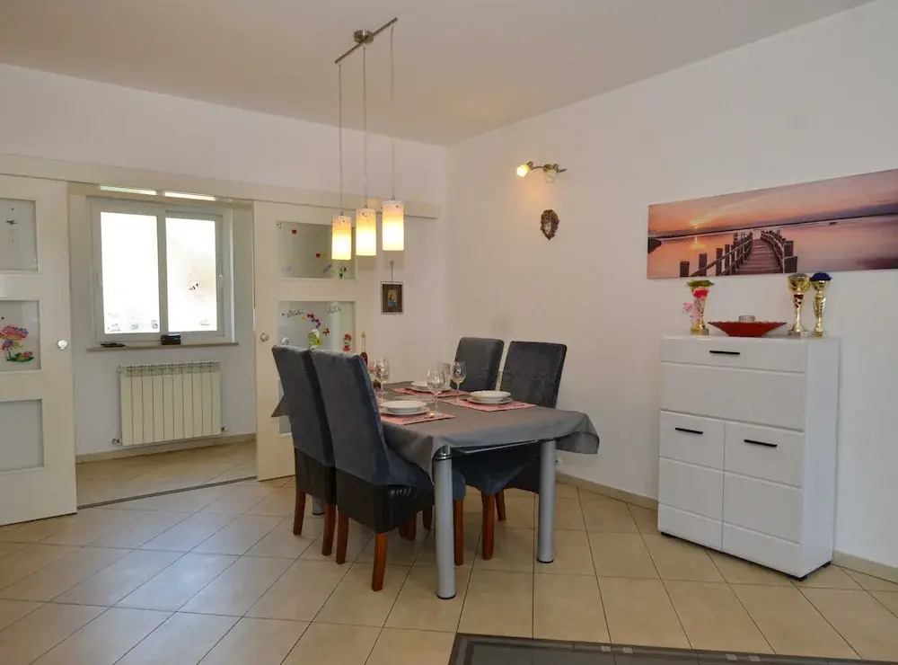 Radovani Peaceful and Serene Apartment With Terrace