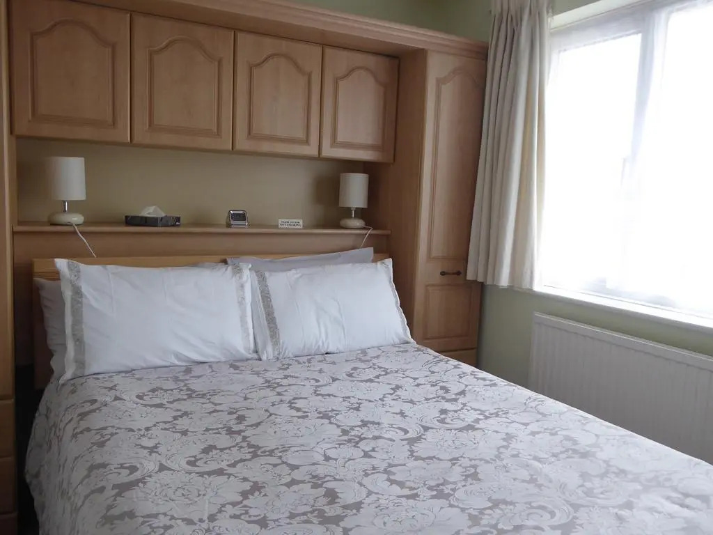 Leeward House B&B
