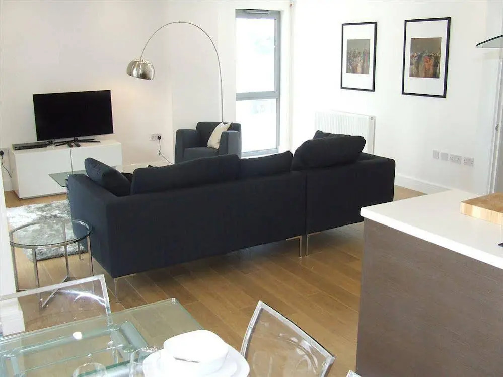 MAX Serviced Apartments Aldgate Wilson Tower
