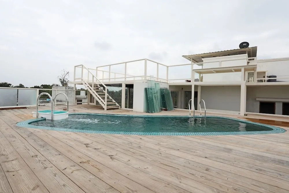 Tripli Hotels Shiv Villas