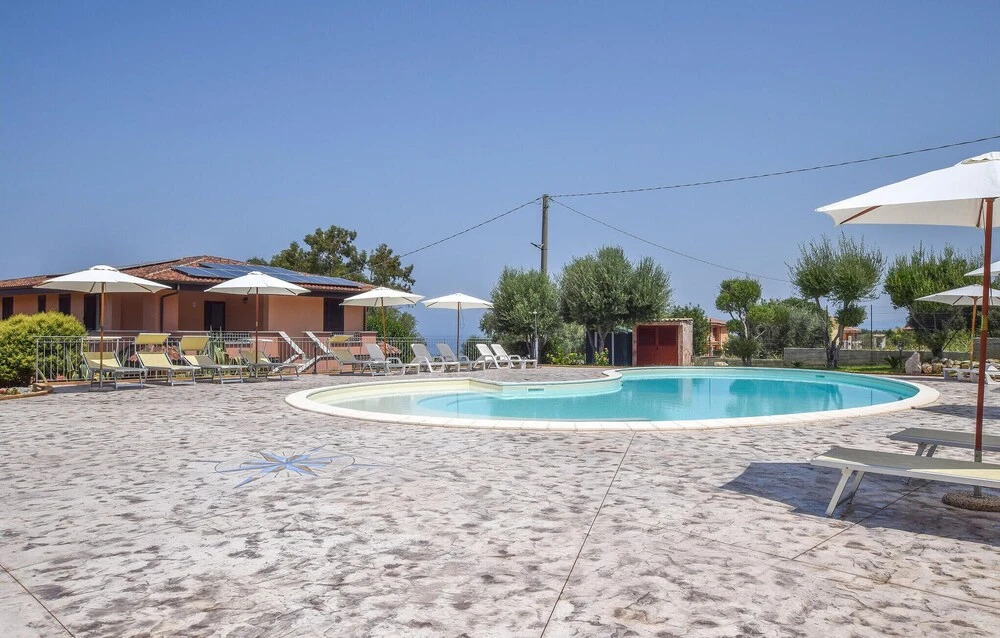 Amazing Apartment in Zambrone With 1 Bedrooms, Wifi and Outdoor Swimming Pool